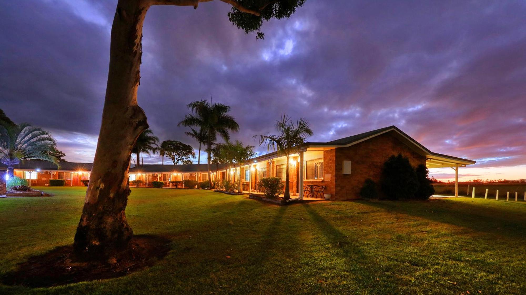 Koorawatha Homestead Motel Bororen Exterior photo